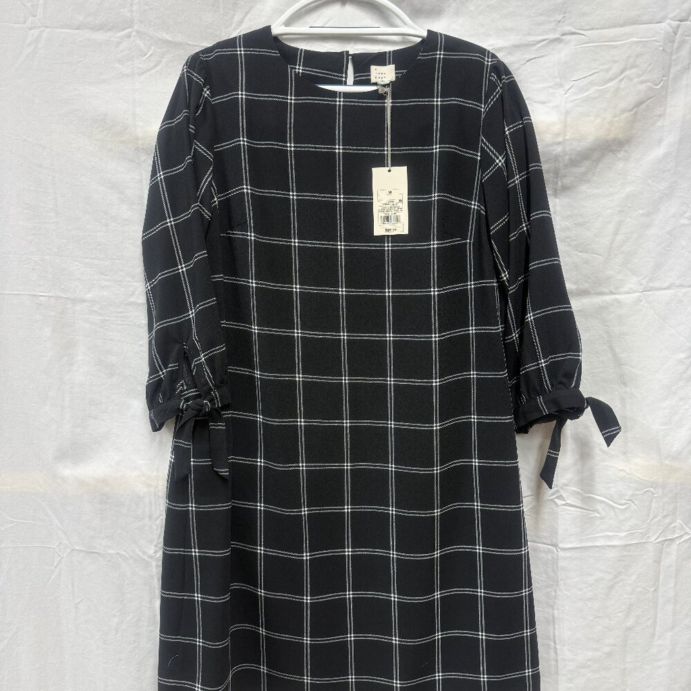 Womens Black and White Striped Dress